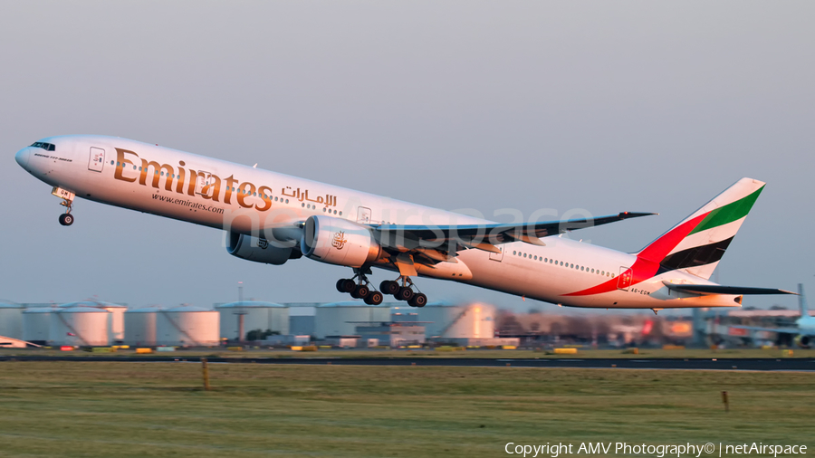 Emirates Boeing 777-31H(ER) (A6-EGM) | Photo 133301