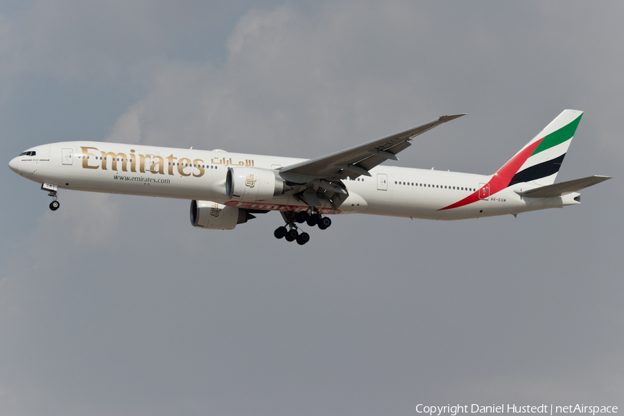 Emirates Boeing 777-31H(ER) (A6-EGM) | Photo 418097