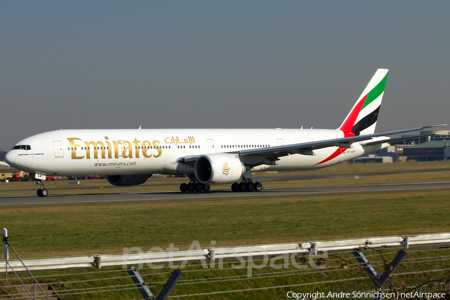 Emirates Boeing 777-31H(ER) (A6-EGM) | Photo 43346