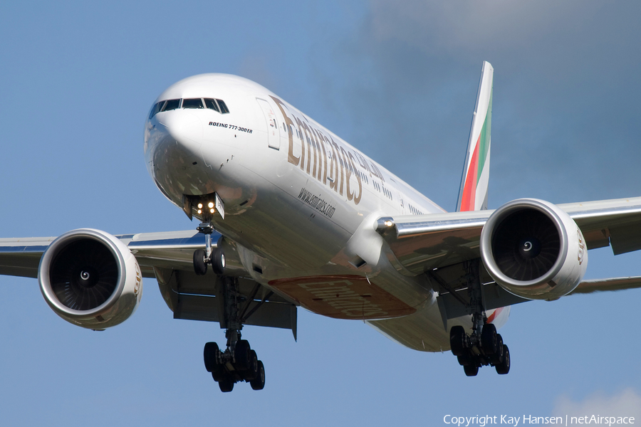 Emirates Boeing 777-31H(ER) (A6-EGN) | Photo 14920