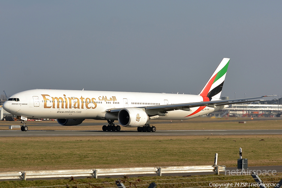 Emirates Boeing 777-31H(ER) (A6-EGN) | Photo 45926