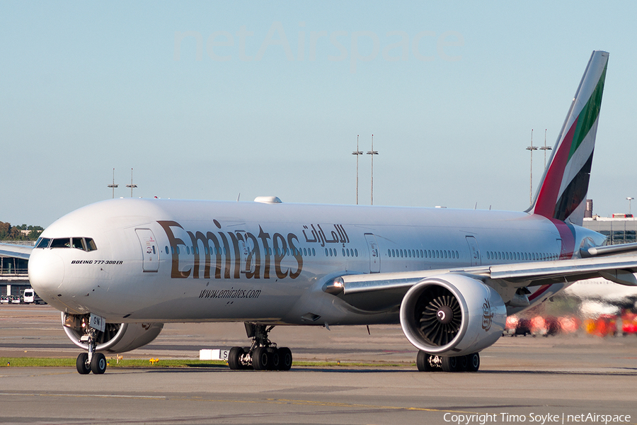 Emirates Boeing 777-31H(ER) (A6-EGN) | Photo 86961