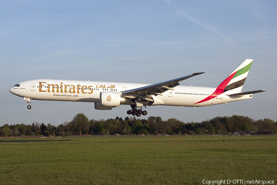 Emirates Boeing 777-31H(ER) (A6-EGN) | Photo 383669