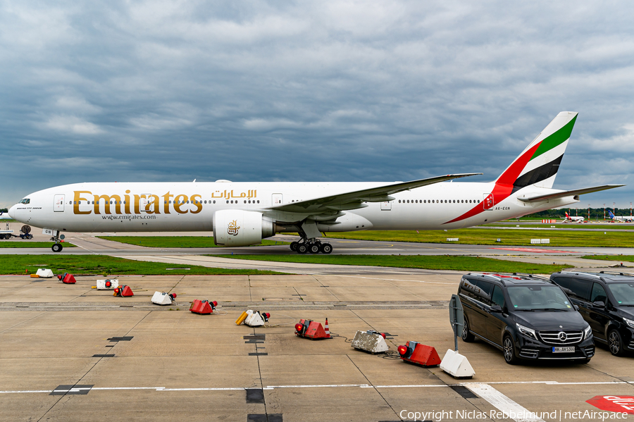 Emirates Boeing 777-31H(ER) (A6-EGN) | Photo 472412