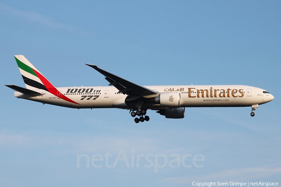 Emirates Boeing 777-31H(ER) (A6-EGO) | Photo 15740