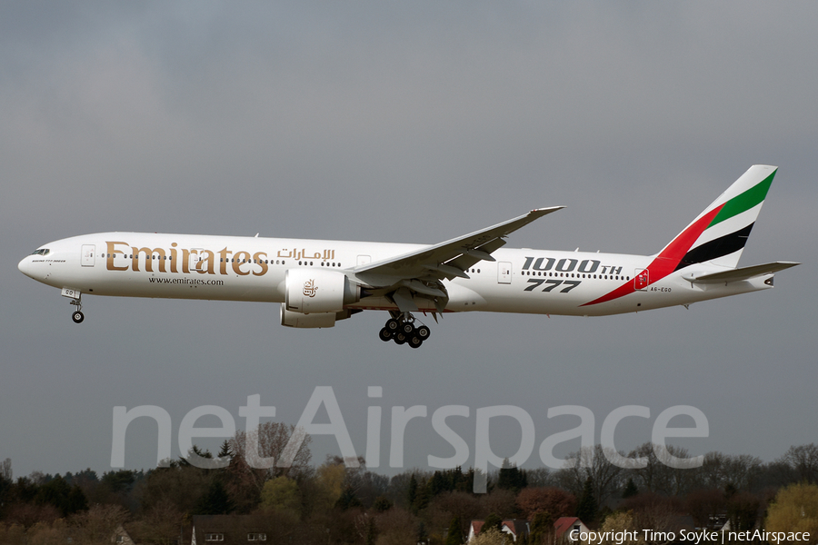 Emirates Boeing 777-31H(ER) (A6-EGO) | Photo 5007