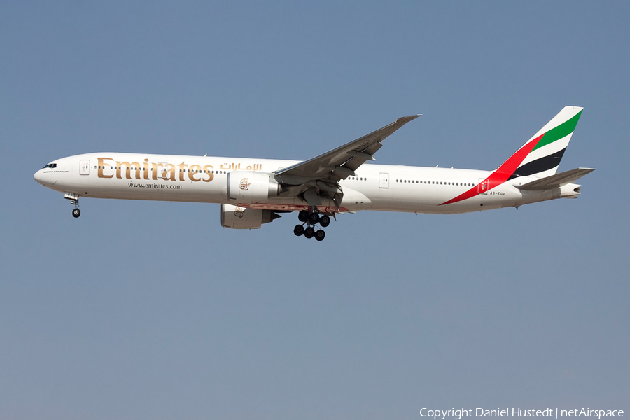 Emirates Boeing 777-31H(ER) (A6-EGP) | Photo 529281