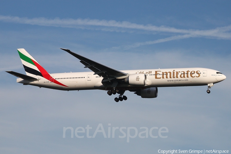 Emirates Boeing 777-31H(ER) (A6-EGP) | Photo 15885