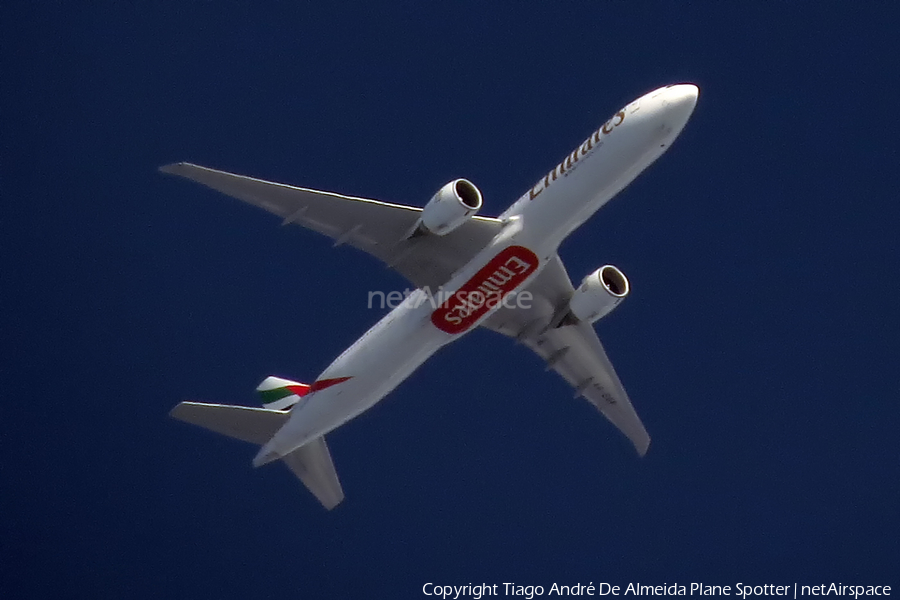 Emirates Boeing 777-31H(ER) (A6-EGP) | Photo 402612