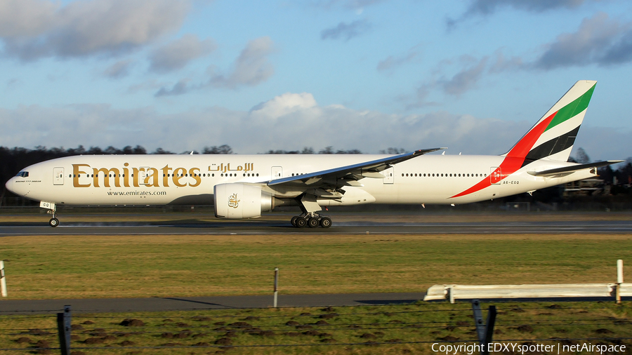 Emirates Boeing 777-31H(ER) (A6-EGQ) | Photo 275661