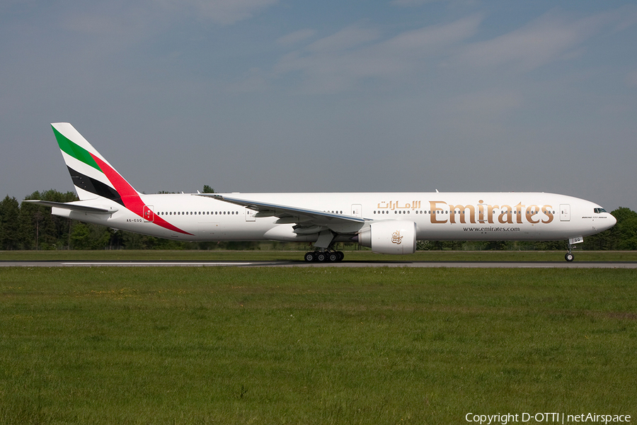 Emirates Boeing 777-31H(ER) (A6-EGQ) | Photo 383887