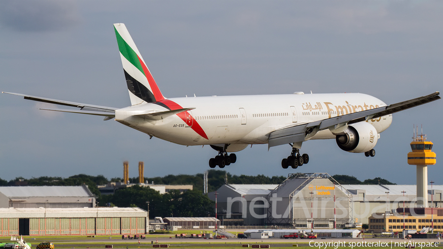 Emirates Boeing 777-31H(ER) (A6-EGR) | Photo 172561