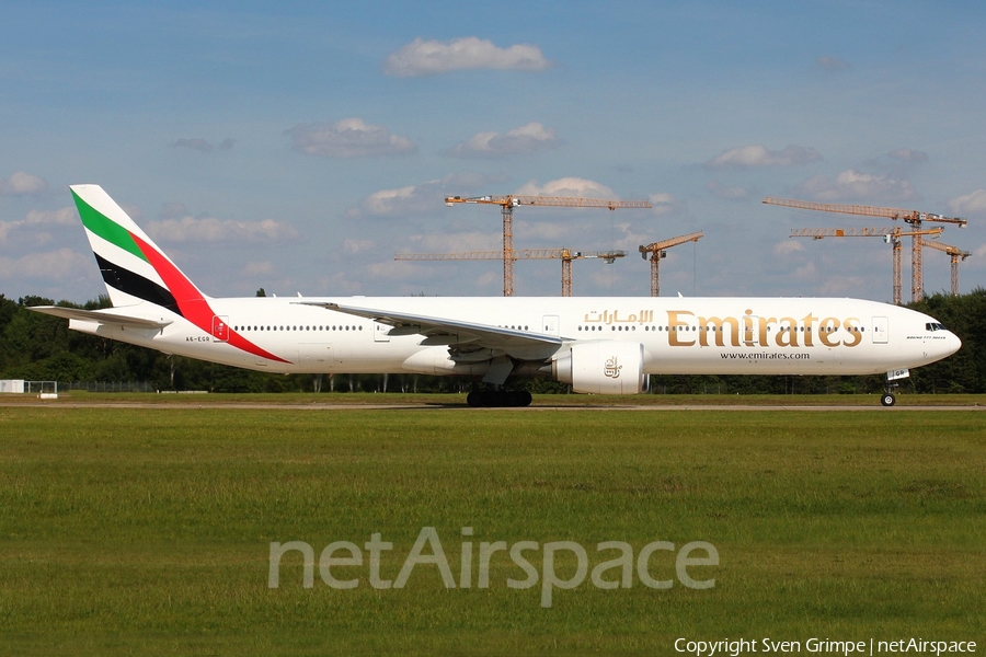 Emirates Boeing 777-31H(ER) (A6-EGR) | Photo 30022