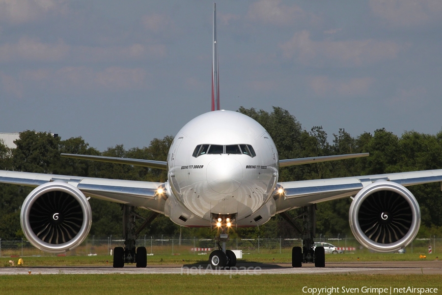 Emirates Boeing 777-31H(ER) (A6-EGR) | Photo 30657