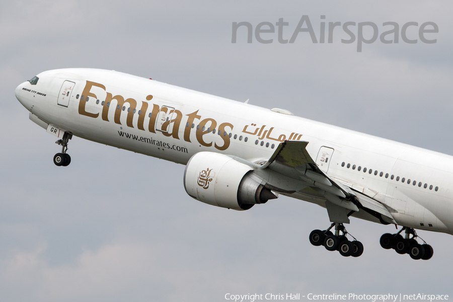 Emirates Boeing 777-31H(ER) (A6-EGR) | Photo 113724