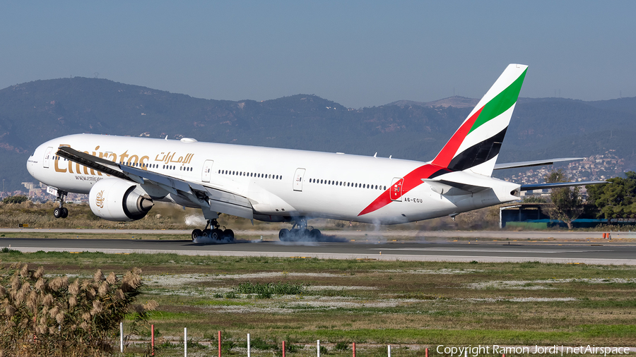 Emirates Boeing 777-31H(ER) (A6-EGU) | Photo 409684