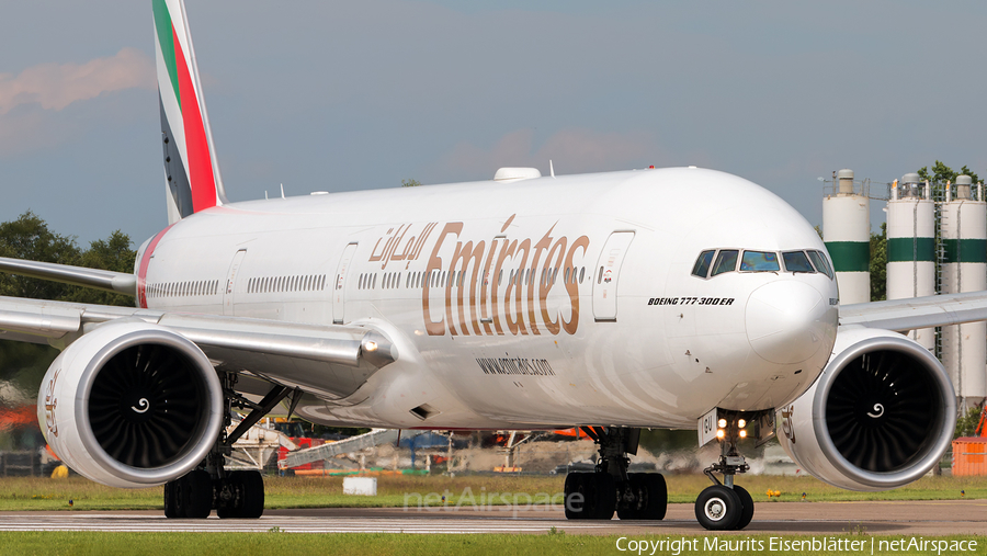 Emirates Boeing 777-31H(ER) (A6-EGU) | Photo 168111