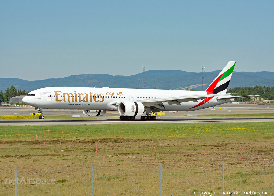 Emirates Boeing 777-31H(ER) (A6-EGU) | Photo 245555
