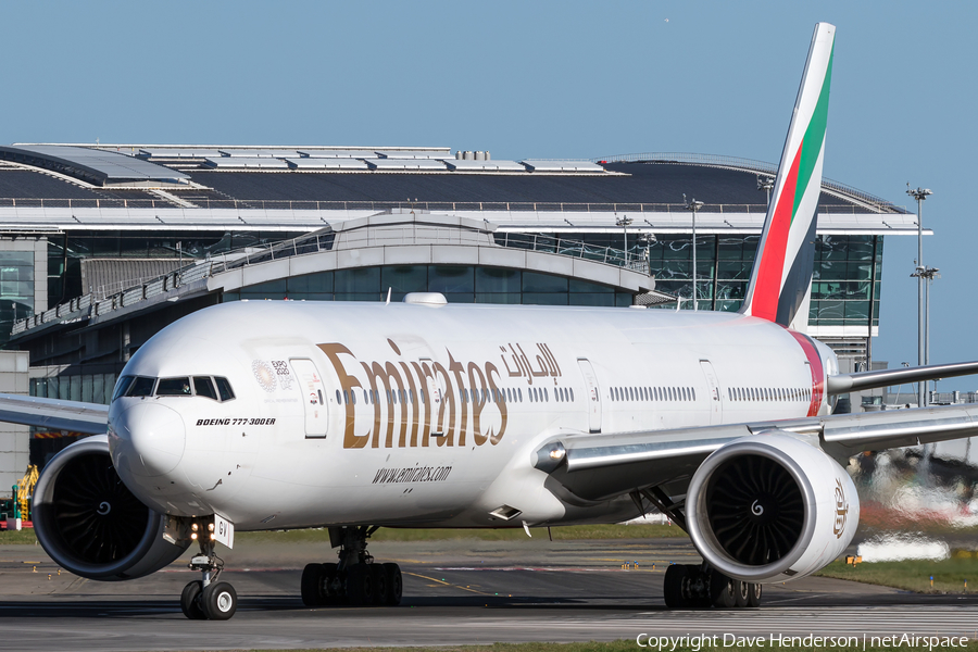 Emirates Boeing 777-31H(ER) (A6-EGV) | Photo 298756