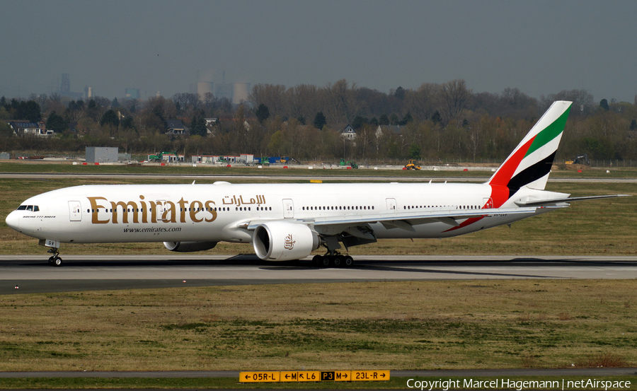 Emirates Boeing 777-31H(ER) (A6-EGV) | Photo 124698