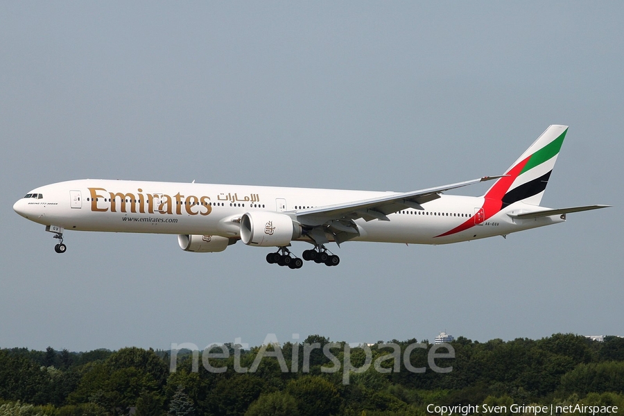 Emirates Boeing 777-31H(ER) (A6-EGV) | Photo 17949