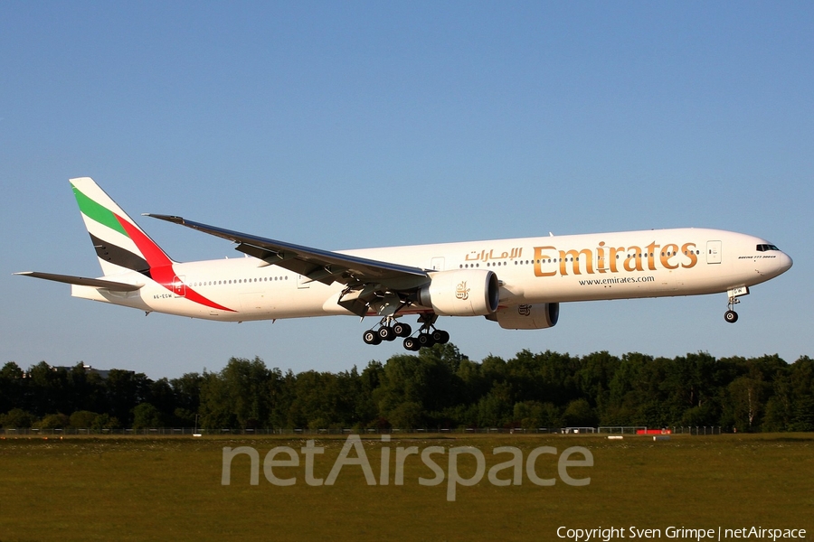 Emirates Boeing 777-31H(ER) (A6-EGW) | Photo 27101