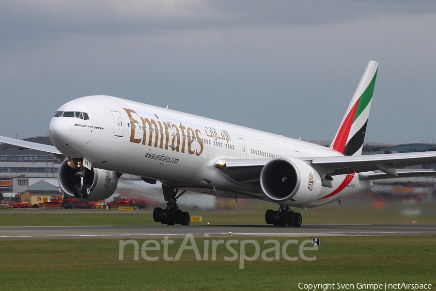 Emirates Boeing 777-31H(ER) (A6-EGX) | Photo 24937
