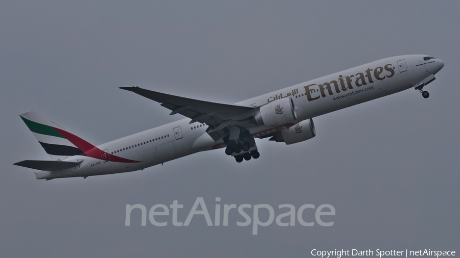 Emirates Boeing 777-31H(ER) (A6-EGY) | Photo 224214