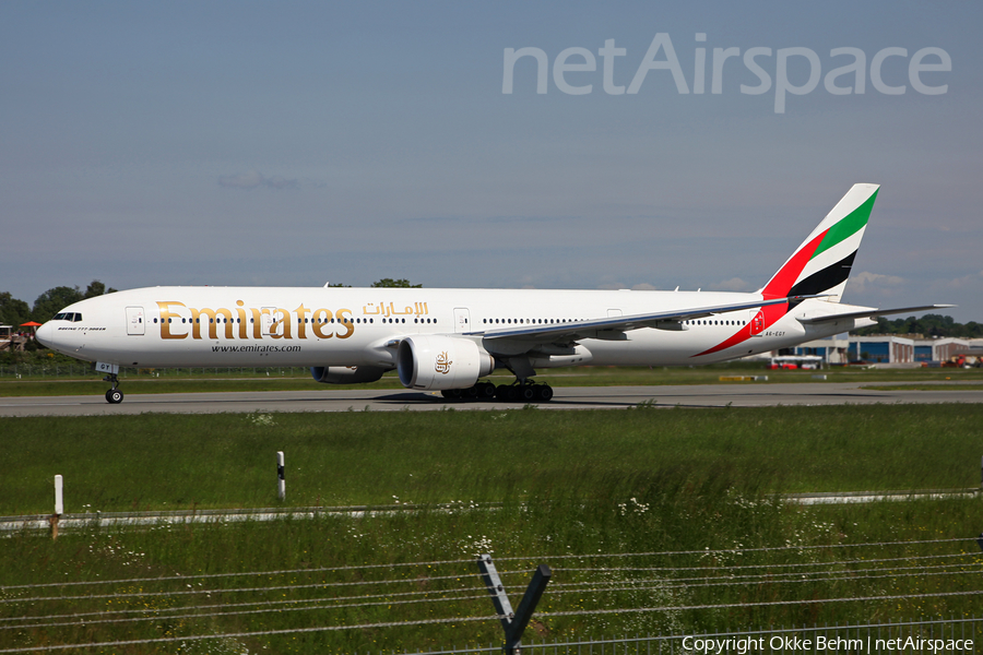 Emirates Boeing 777-31H(ER) (A6-EGY) | Photo 72319