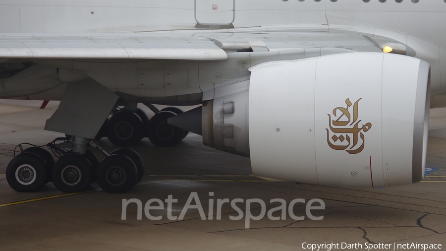 Emirates Boeing 777-31H(ER) (A6-EGZ) | Photo 213333