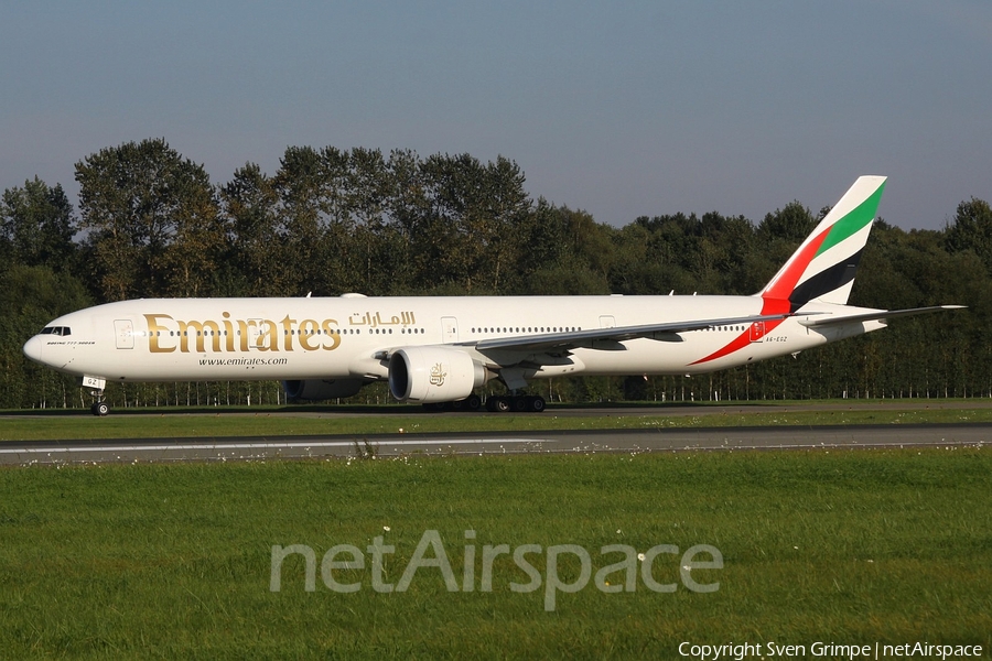 Emirates Boeing 777-31H(ER) (A6-EGZ) | Photo 126342