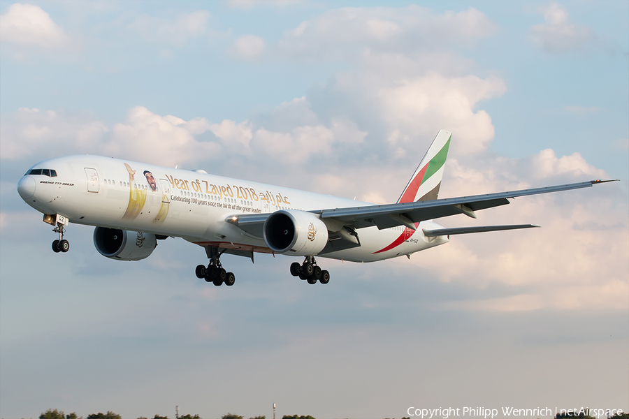 Emirates Boeing 777-31H(ER) (A6-EGZ) | Photo 267336