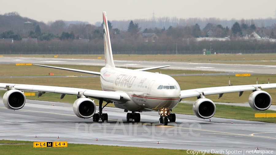 Etihad Airways Airbus A340-541 (A6-EHC) | Photo 207935