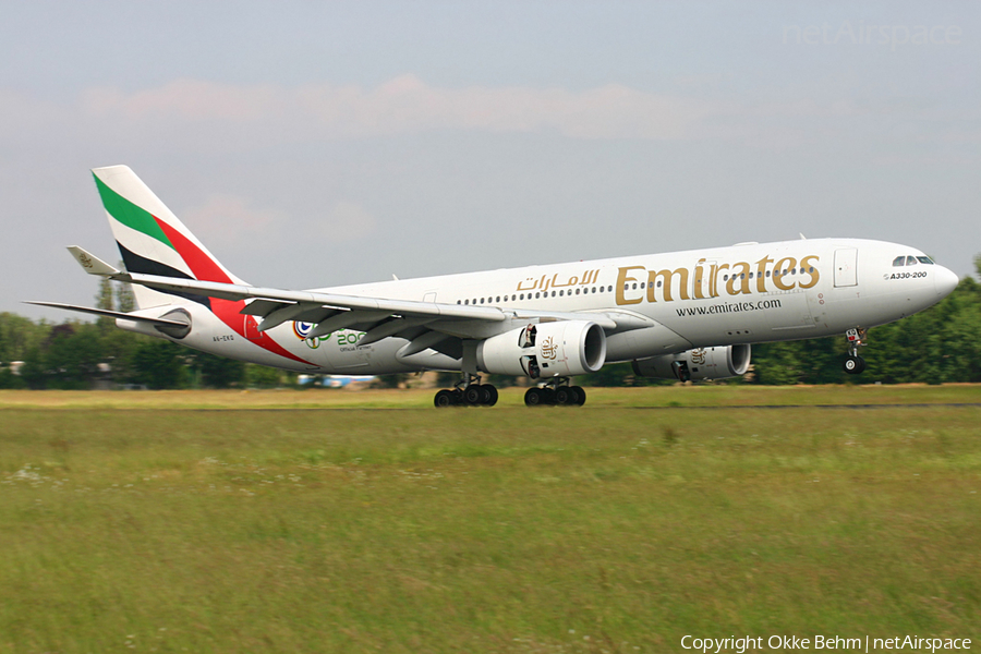Emirates Airbus A330-243 (A6-EKQ) | Photo 49921