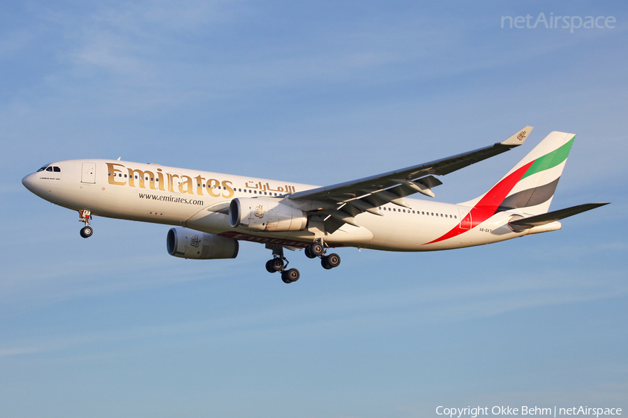 Emirates Airbus A330-243 (A6-EKT) | Photo 38536