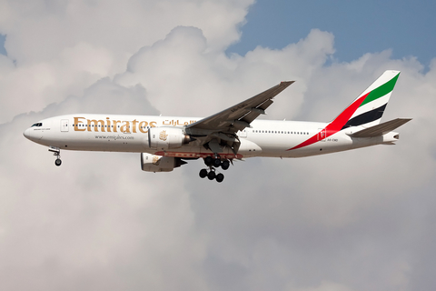 Emirates Boeing 777-21H (A6-EMD) at  Dubai - International, United Arab Emirates