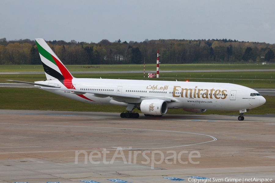 Emirates Boeing 777-21H (A6-EME) | Photo 30555