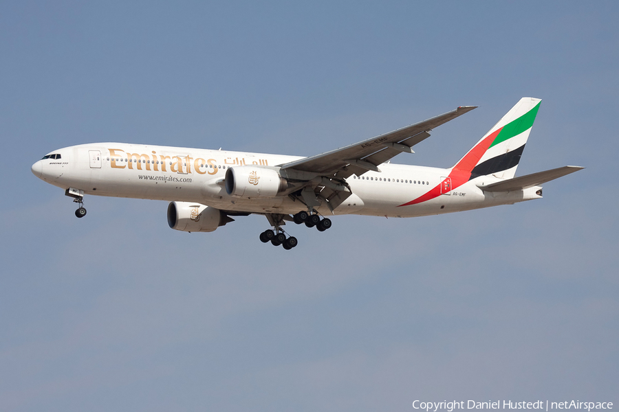 Emirates Boeing 777-21H (A6-EMF) | Photo 529426