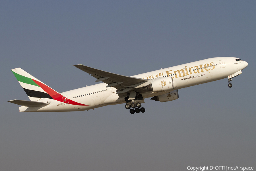 Emirates Boeing 777-21H (A6-EMF) | Photo 318350