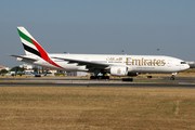 Emirates Boeing 777-21H(ER) (A6-EMH) at  Lisbon - Portela, Portugal