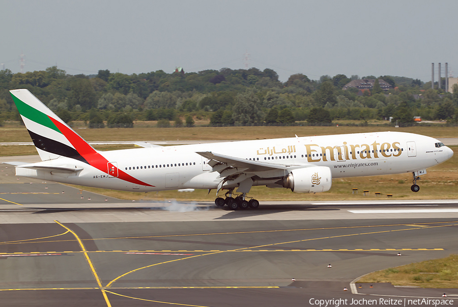 Emirates Boeing 777-21H(ER) (A6-EMJ) | Photo 78828