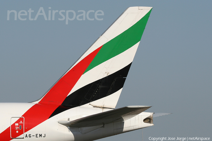 Emirates Boeing 777-21H(ER) (A6-EMJ) | Photo 449585