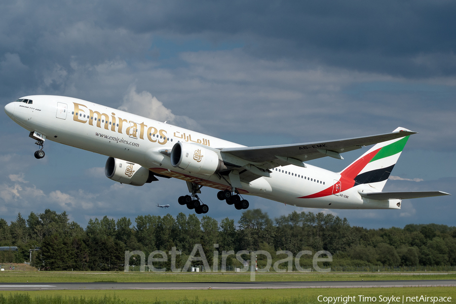Emirates Boeing 777-21H(ER) (A6-EMK) | Photo 18102
