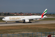 Emirates Boeing 777-31H (A6-EMO) at  Istanbul - Ataturk, Turkey