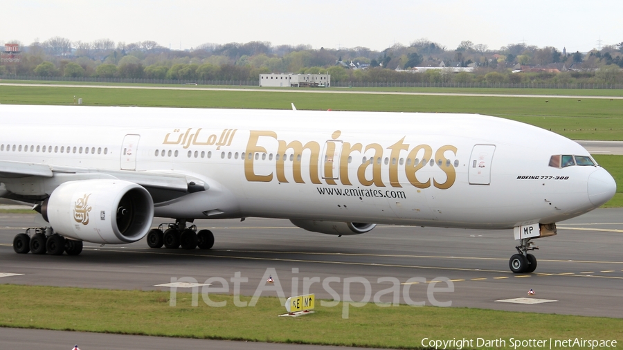 Emirates Boeing 777-31H (A6-EMP) | Photo 206087