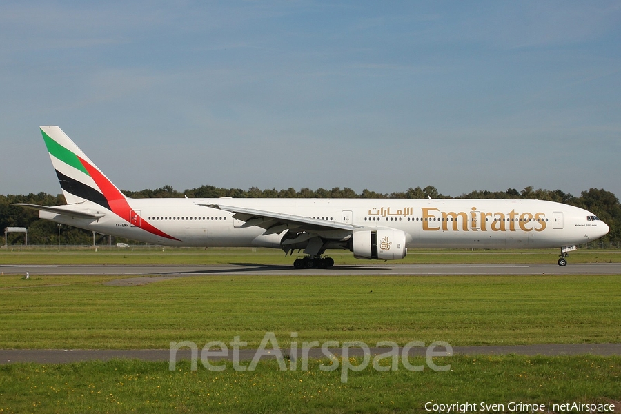 Emirates Boeing 777-31H (A6-EMR) | Photo 18214