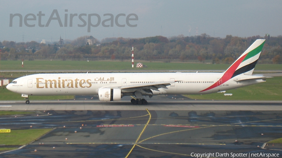 Emirates Boeing 777-31H (A6-EMS) | Photo 139530