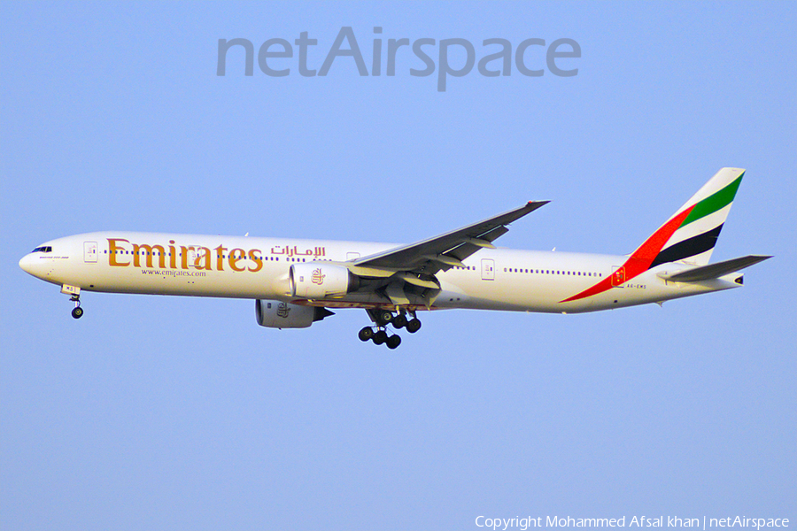 Emirates Boeing 777-31H (A6-EMS) | Photo 119787