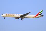 Emirates Boeing 777-31H (A6-EMS) at  Dubai - International, United Arab Emirates