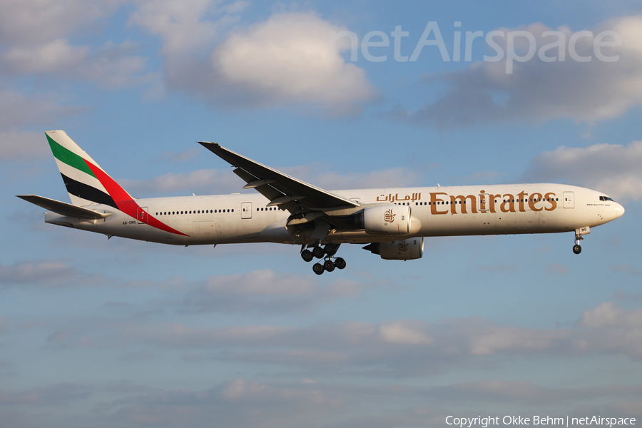 Emirates Boeing 777-31H (A6-EMS) | Photo 72238